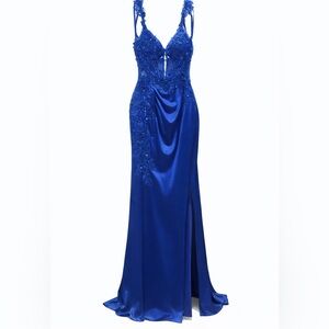 ⚡️Weekend Clearance | Final Sale ⚡️ Royal Blue Heavy Beaded Evening Gown –Size S